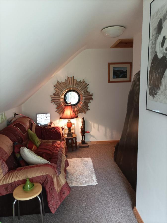 The Loft In Foxford Apartment Bagian luar foto